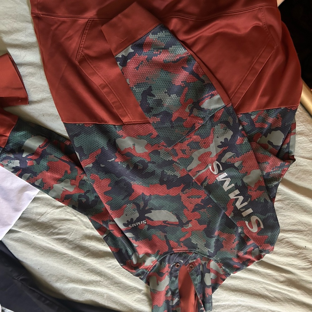 Simms Camo Hoodie - Red and Green